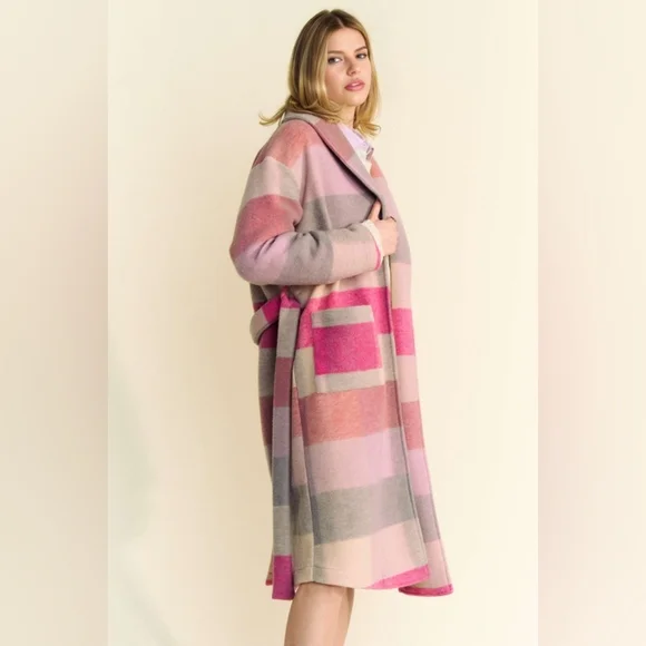 Davi & Dani Tied Color Block Collared Neck Coat